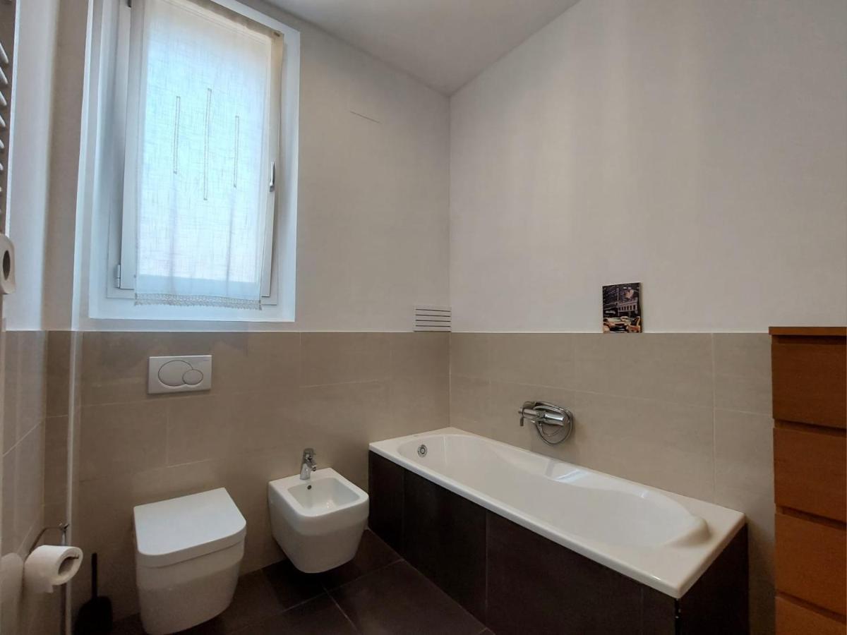 Luxury Station Apartment Bologna Buitenkant foto