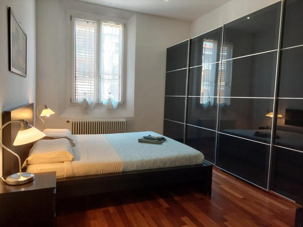 Luxury Station Apartment Bologna Buitenkant foto